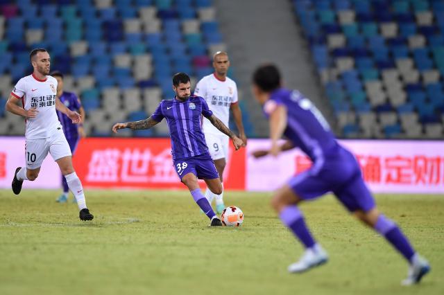 开云下载-津门虎淘到大师级中场 于根伟发愁后防天坑咋填？